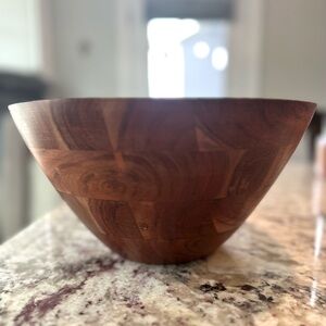Large Wooden Acacia serving Bowl